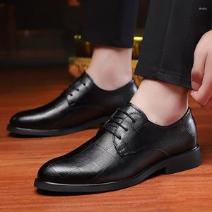 Zapatos de vestir más tamaño 38-46 cómodo cuero suave formal negro 2023 boda de negocios decente transpirable