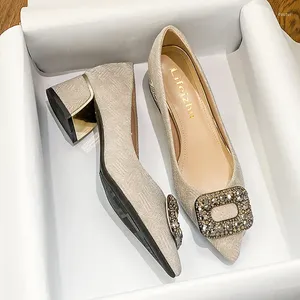 Zapatos de vestir talla plus 35-43 bombas de mujer punta dedo del pie diamantes de cristal hebilla tacón mordio tacones altos tacones de boda femenina