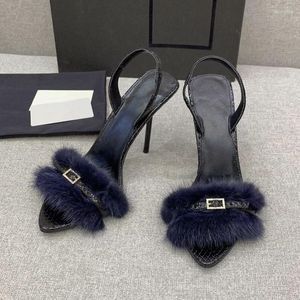 Dress Shoes Plush Rhinestones One Belt Sandals Designer Elegant Open Toe Dunne Heel Sexy High Heels Summer Pumps voor vrouwen