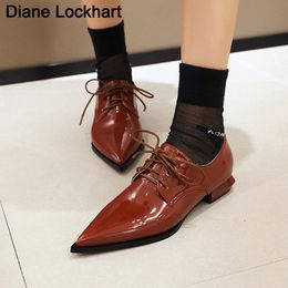 Nette schoenen Puntschoen Veterschoenen Lakleer Casual Platte hak Damesschoenen Effen Korte Loafers Studenten Mocassins Femme Chaussures 230830