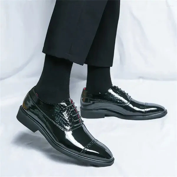 Zapatos de vestir La apariencia del baile aumenta las zapatillas de deporte para los hombres Partido Blanco Hombres Deportes Sapato Runner Entrenadores