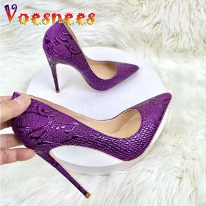 Zapatos de vestir Púrpura Serpiente Estampado Tacones altos de lujo 12 cm Tacón fino puntiagudo Solo cómodo Cuero suave Boca poco profunda Bombas de mujer H240325