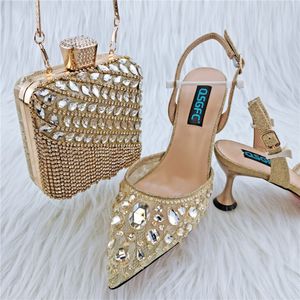 Dress Shoes QSL064Gold Design Italiaanse elegant en tas die bij Set African Comfortal Heels Party voor bruiloft 230216 past