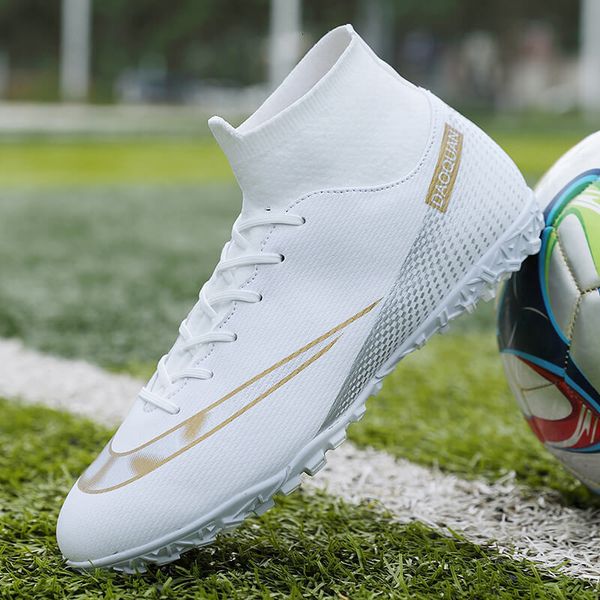 Zapatos de vestir botas de fútbol de calidad al por mayor cómodos zapatos de fútbol transpirable para hombres de fútbol blanca zapatillas de entrenamiento de fútbol futsá 230817