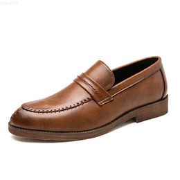 Zapatos de vestir QUAOAR Zapatos de negocios para hombre Zapatos de vestir de lujo de cuero Hombres Cuatro estaciones Moda masculina Zapatos de trabajo con punta estrecha L230720