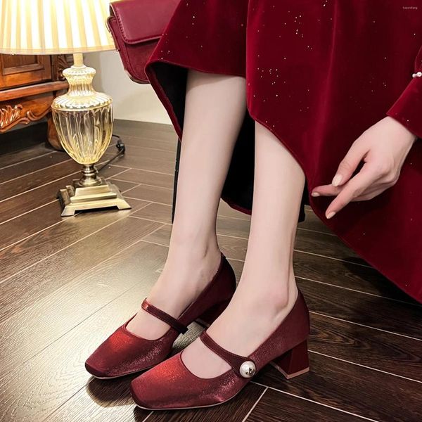 Zapatos de vestir tacones rojos con la novia de boda muestra el invierno grueso no cansado foot mary jane zapato soltero niña