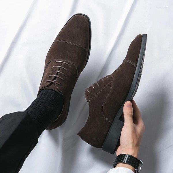 Chaussures habillées rétro hommes pointus marron foncé daim patchwork appartements Oxfords cuir décontracté chaussures formelles Sapatos Tenis Masculino