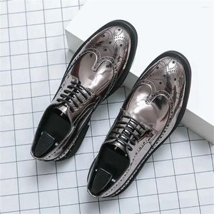 Zapatos de vestir punta redonda de oro tacones blancos hombre de tenis más tamaños de zapatillas de zapatillas formales para hombres deportes pequeños precio