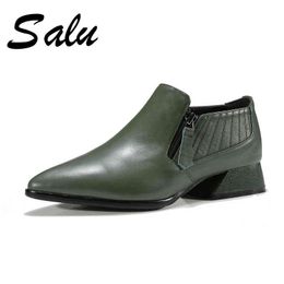 Jurk schoenen salu vrouwen lederen pumps vrouwelijke ondiepe effen kleur puntige teen hoge hak zwart groen 220318