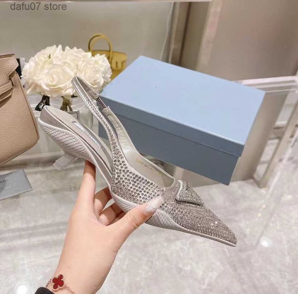 Chaussures habillées Sandales Designer Pointu Talon Haut Chaussures Simples P Triangle 3,5 cm 7,5 cm Chaton Talons Sandale pour Noir Blanc Rose Bleu Mariage avec sac à poussière 35-41 boxH240308