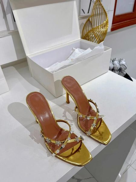 Robe chaussures sandales femmes 2024 dame à talons hauts belle fleur strass véritable pompes en cuir 9.5cm pantoufles or mocassin mariage