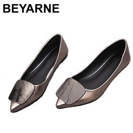Dress Shoes Sepatu Logam Datar Beyarne Dengan Gessper Ujung Lancip Untuk Wanita Kulit Kasual E1100 230516