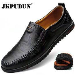 Kledingschoenen sepatu pria kulit asli merek mewah pantofel kasual selip formele mokasin hitam italia berkendara jkpudun 230517
