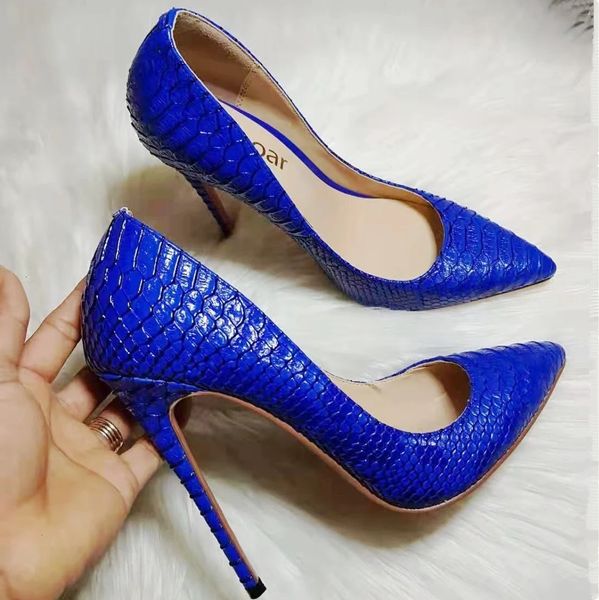 Zapatos de vestir sexy azul tacón alto puntiagudo punta femenina para damas piel de serpiente cuero stiletto nupcial vintage bombas d039a 231201