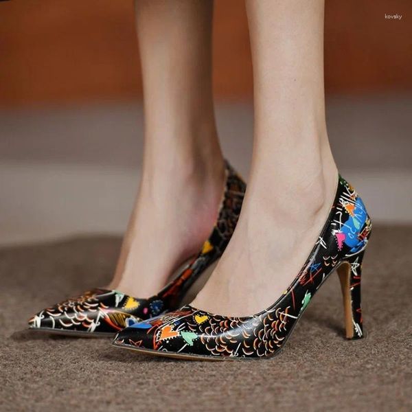 Zapatos de vestir Tacones altos sexy Bombas de mujer Satén Stiletto Impresión abstracta Clásico Punta puntiaguda Mujeres
