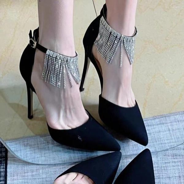 Zapatos de vestir con borlas de cristal brillantes, tacones altos, bombas para mujer, otoño 2024, correas de tobillo negras sexis, fiesta, mujer, punta puntiaguda, tacón fino