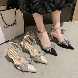 Chaussures habillées brillantes sombes femmes pompes sexy pointues sandale à talon haut pour les femmes cristaux de cheville mince talons mariage femme 230220