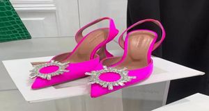 Kledingschoenen Slingbacks Pumps Hoge hakken schoens sandalen luxe ontwerpers satijn kristal gesp gegeten Amina muaddi voor dames7320299