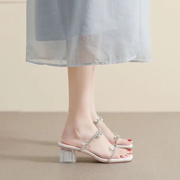 Chaussures habillées petites taille 31-40 Sandales en strass femmes Open Toe Crystal Block Talon Slippers Summer