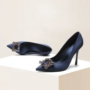 Chaussures habillées printemps automne talons hauts femmes pointues orteil élégant dame sexy 7cm bleu royal slip-on stiletto pompes en strass carré boucle