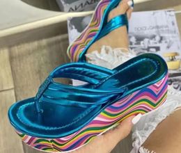 Scarpe eleganti Primavera Pantofole a spina di pesce con suola spessa di colore grande Sandali con zeppa per donna