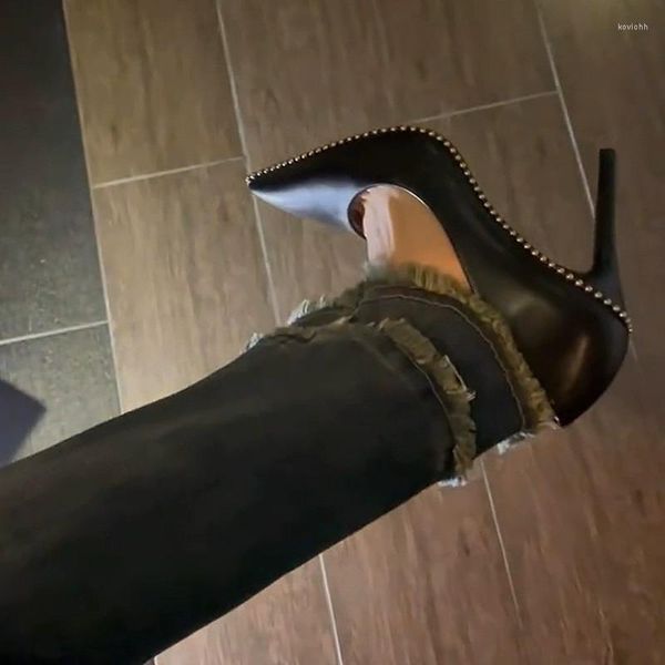 Zapatos de vestir Bola de acero Cuero negro Tacones altos Stiletto Sexy Bombas de punta estrecha Mujeres que viajan al trabajo Sandalias profesionales Mujer Verano