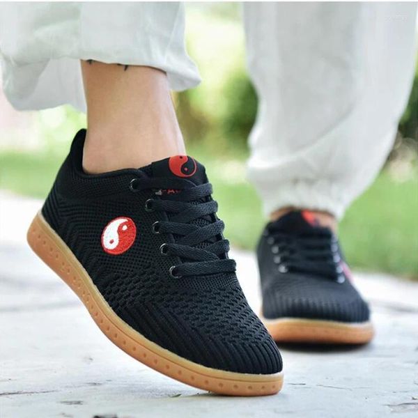 Zapatos de vestir Estilo Héroe Tai Chi Zapato Mujeres Hombres Verano Pareja Malla transpirable Ox Tendón Suelas Deportes Paño Práctica marcial