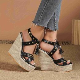 Kleedschoenen Stijlvolle dames espadrille Wedge sandalen met bezaaid kwastje decor en platform hoge hakken - perfect voor vakantie en feesten