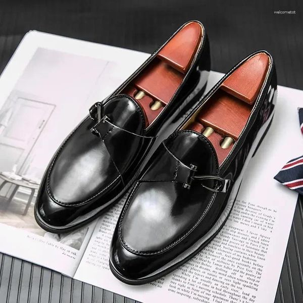 Chaussures habillées Business Men's Automne usure formelle décontractée de style britannique en cuir noir