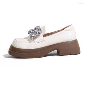 Zapatos de vestir Sumaitong Round Toe Altura Plataforma de mujer Crystal Mocasines de otoño con piel Slip-on Casual Zapatillas de deporte femeninas Zuecos 2023