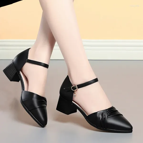 Zapatos de vestir bombas de verano para mujeres sandalias de tacón medianos elegantes tacones altos 2024 sandalia femenina cómoda modelo de gracia simple