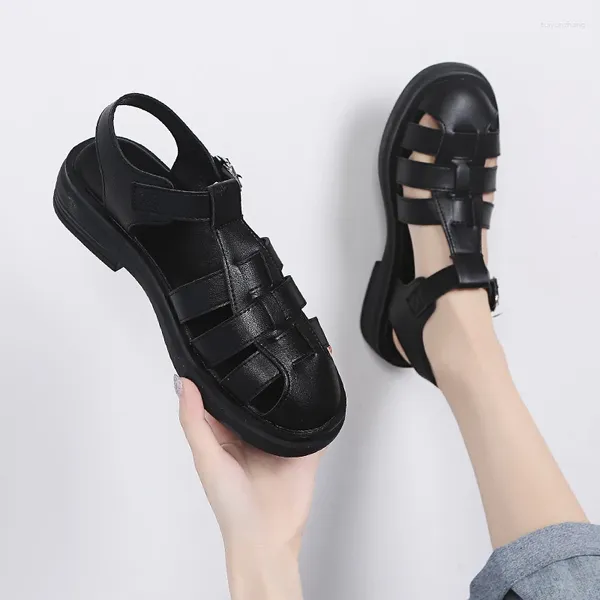 Zapatos de vestir Verano Suela suave Baotou Plataforma Sólida Sandalias de mujer al aire libre Fondo plano Hebilla Correa Ventilar Romano para mujeres PU