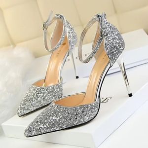 Geklede schoenen Zomer Dames 7,5 cm 9,5 cm Hoge hakken Bling Sandalen Dame Bruiloft Bruids Lage hakken Goud Zilver Sandle Sparkly Party Nachtclub Schoenen 231110