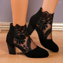 Zapatos de vestir para mujeres diseñador hollow hollow malla bordada maldita tacones altables bombas elegantes sandalias de fiesta sexy botas