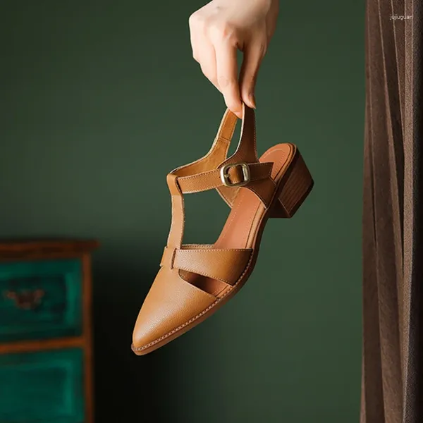 Zapatos de vestir Verano Mujeres Cuero genuino para punta puntiaguda Tacón grueso Cubierta Hebilla Sandalias de talla grande
