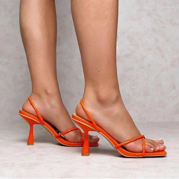 Zapatos de vestir Sandalias de verano para mujer Sandalias de tacón alto Moda Sexy Punta cuadrada Correa en forma de X Tacones finos casuales Mujer negra