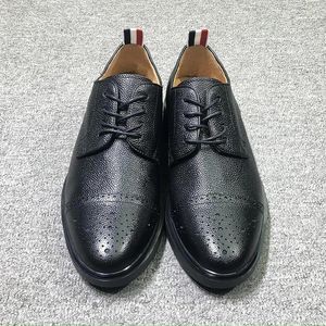 Kledingschoenen T-merk voor heren Klassieke effen zwarte kiezelkalfsleer Mannelijke sneakers Koreaanse modeschoenen Zakelijk leer