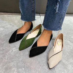 Chaussures habillées talons pour les femmes Fermer Toe Fashion Summer et Automne Couleur solide Plateforme de chaîne de métal pointu Zapatos Mujer