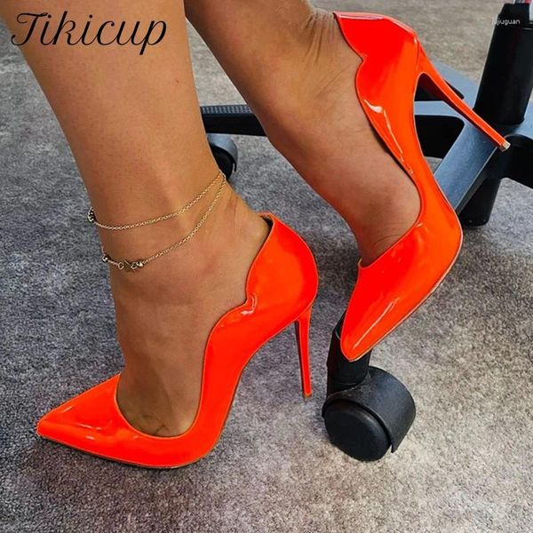 Zapatos de vestir tikicup curl cortado para mujeres patente sólido de cuero puntiagudo tacón alto tacon