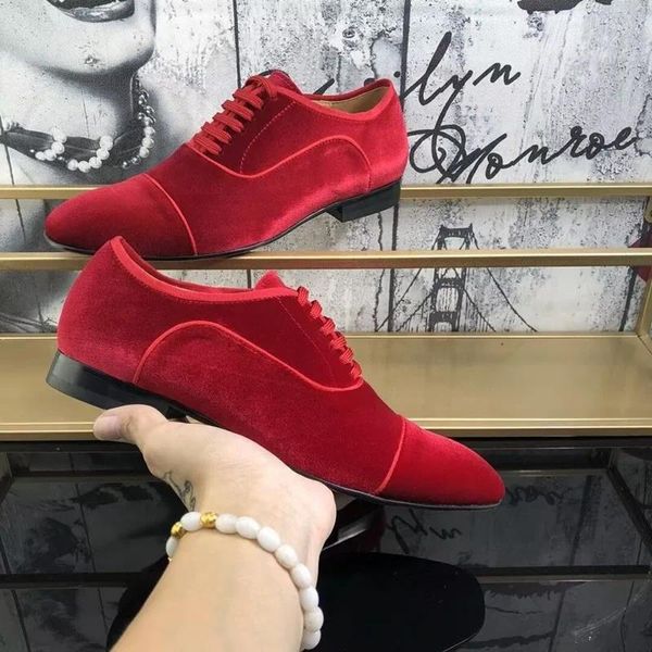 Chaussures habillées Top Fashion Red Velvet Hommes Haute Qualité Oxfords Lace-up Formel pour la fête et le banquet de luxe