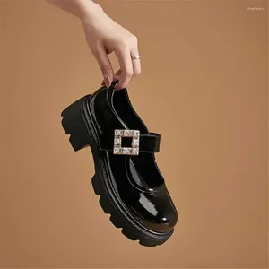 Kledingschoenen Traditionele Japanse lente-hoer zwarte haklaarzen grijs hoog platform voor dames sneakers sport super deals