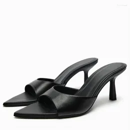 Zapatos de vestir TRAF 2023 Pombas negras plateadas de verano Tacones para mujeres Elegantes Sandalias Sexy Sandals Stiletto Fenale Party Slingbacks