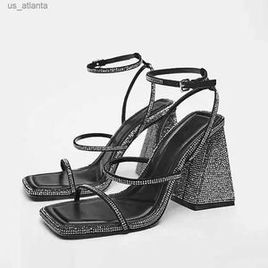 Chaussures habillées Traf Rignestone talon large pour les femmes Sole de mode Fashion Sole Open Toe Pumps de sandale