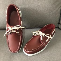 Zapatos de vestir Barco de tendencia para hombres Pisos de buena calidad Hombre Moda casual Caminar Conductor Calzado Rojo Zapato de cuero blanco 231117