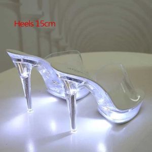 Chaussures de robe Voesnees 34-43 Discothèque LED Light High Talons Sandales Lumineux Catwalk Pole Dancing Crystal Clear Plate-forme H240321YH9ZL14Y