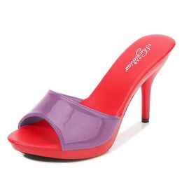 Chaussures habillées Voesnees Brand les pantoufles d'été Femmes mixtes couleurs pu fine talon 9cm à l'extérieur plate-forme de sandale sexy glissades talons h240321x19ay6ej