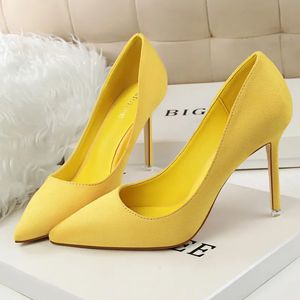 Zapatos de vestir Mujeres 9 cm Tacones altos Bombas de color amarillo borgoña Tallas grandes Stripper Suede Escarpins Lady Wedding Scarpins nupciales Verde Azul Zapatos de fiesta 231016