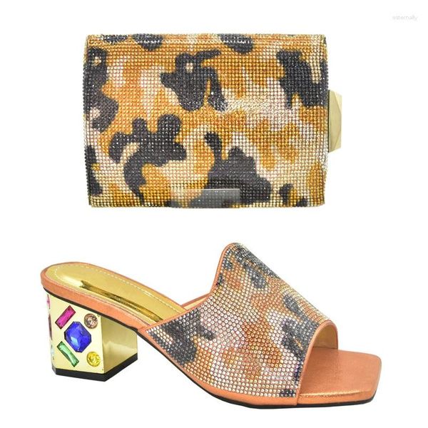 Zapatos de vestir Mujeres y bolsos para combinar Conjunto Mujer Tacón alto Hebilla Correa Africana Coincidencia Italiana En Elegante