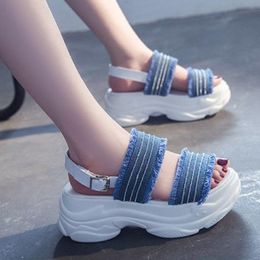 Chaussures habillées femmes grosses sandales été Style britannique plate-forme décontracté bout ouvert concepteurs femme Wedge mode sandale dames bleu 2023