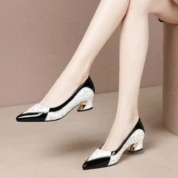 Chaussures habillées Femmes Mode Classique Haute Qualité Pu Cuir Slip sur Pompes Lady Casual Doux Confort Chaussures D'été Sapatilha Feminina E5993 231207